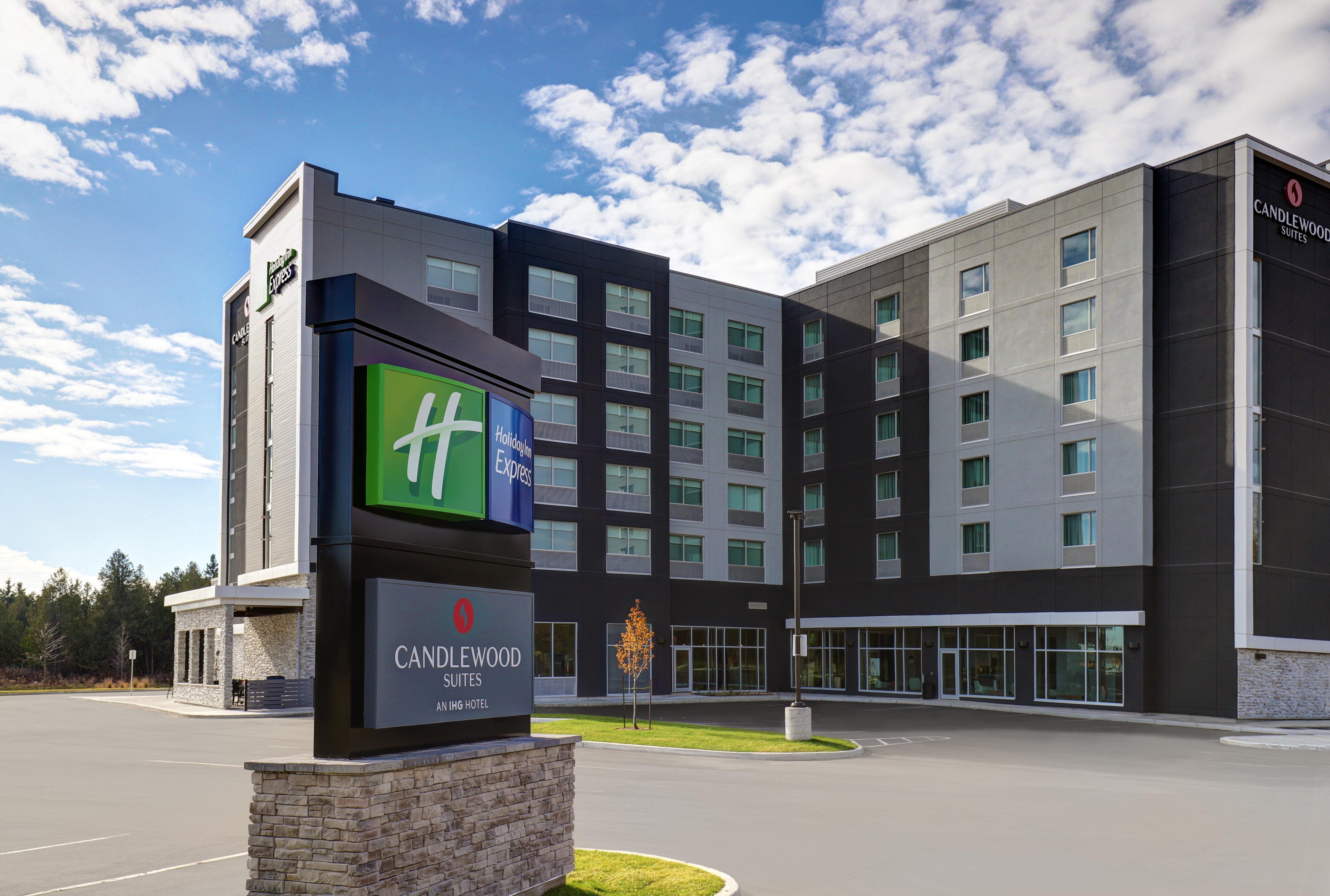 Holiday Inn Express - Kingston West, An Ihg Hotel Exterior photo